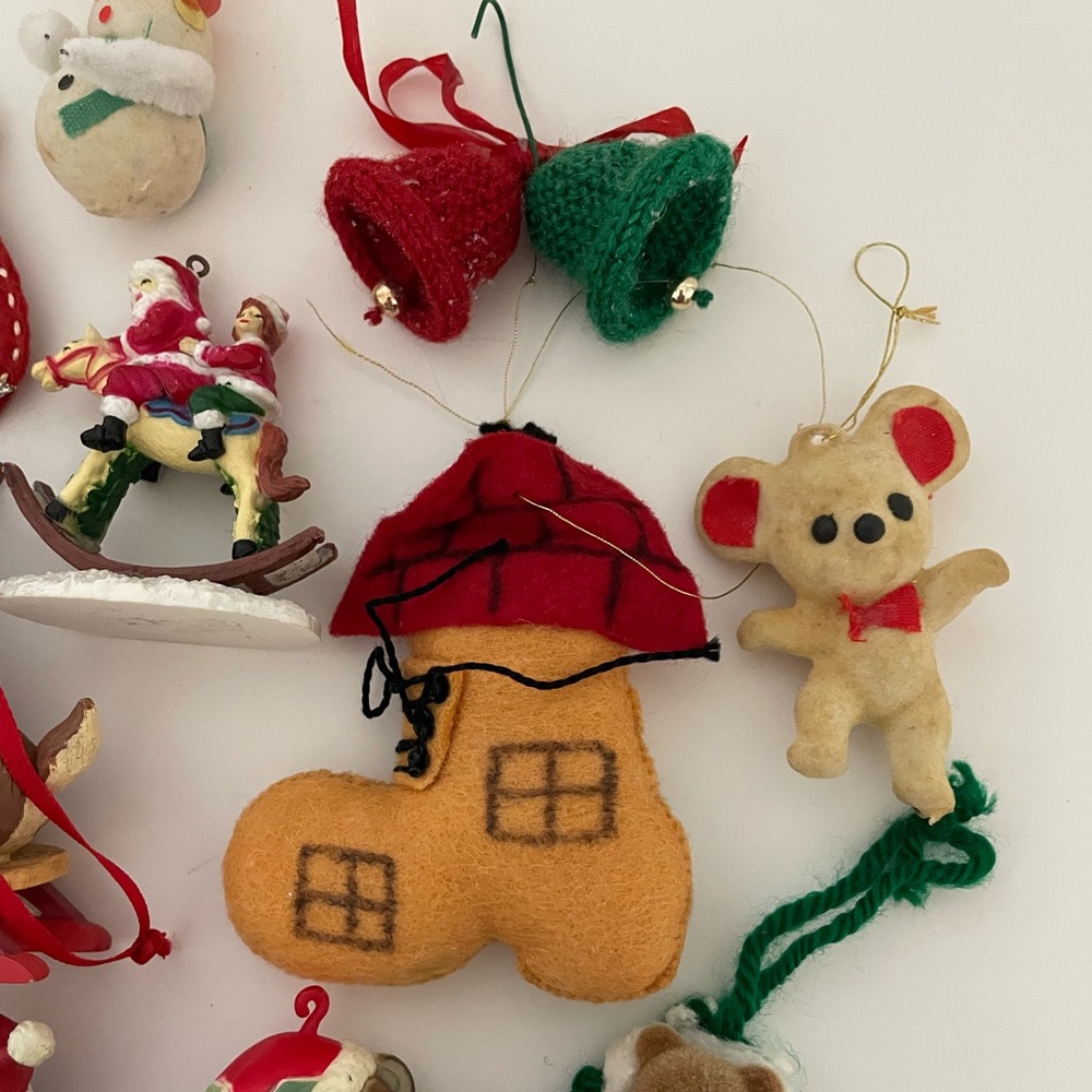 Vintage 1970s/1980s Wood and Felt Christmas Ornament Lot Kid Theme - Picture 5 of 9